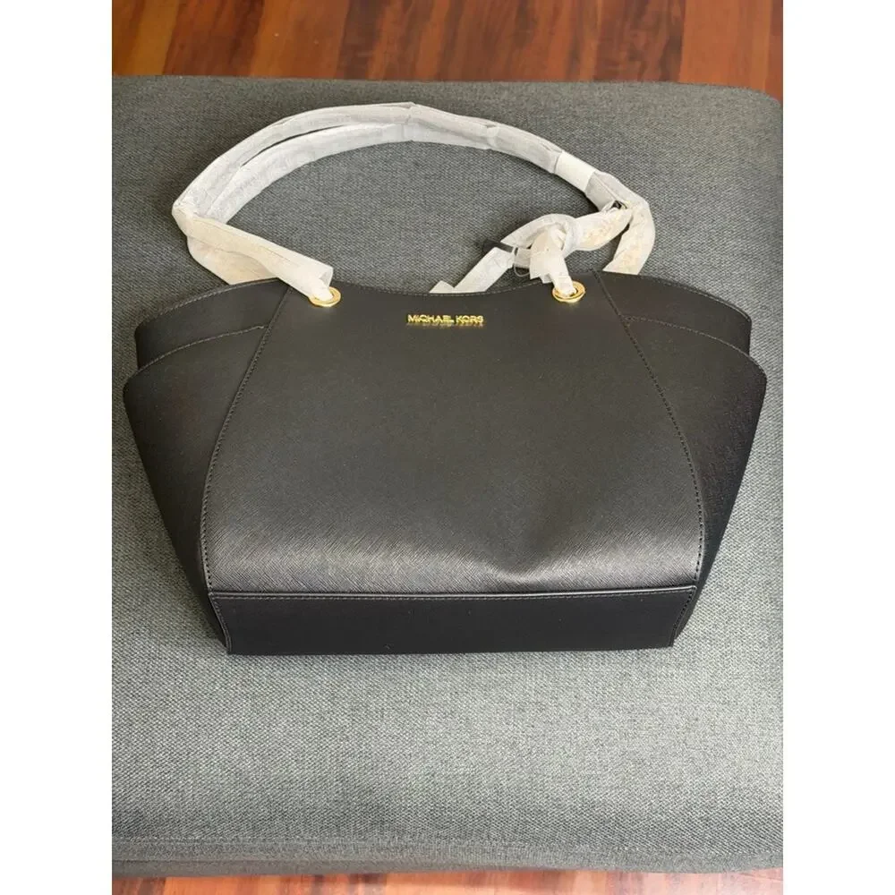 Michael Kors Jet Set Travel Black Leather Shoulder Tote